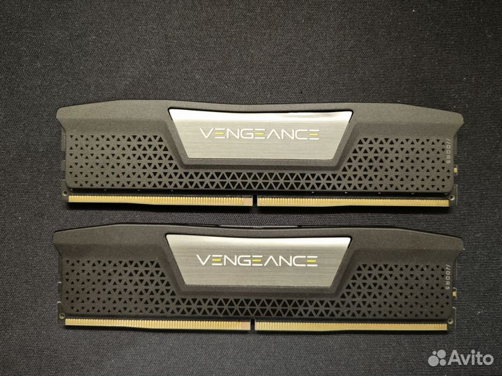 Оперативная память DDR5 64gb Corsair