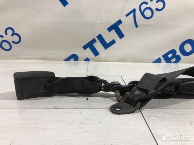 Ремень безопасности задний прав renault logan 2 1