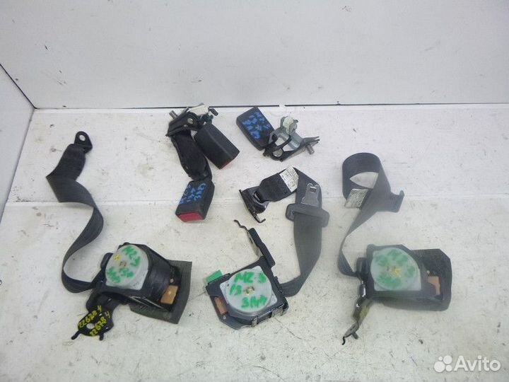 Ремень безопасности задний mazda 3 (BM) 2013- 2016