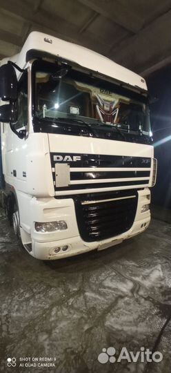 DAF XF105.410 с полуприцепом, 2013