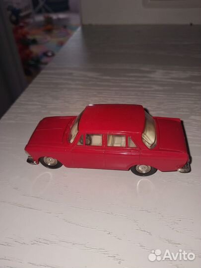 Модель автомобиля Москвич 408 А1 сделано в СССР