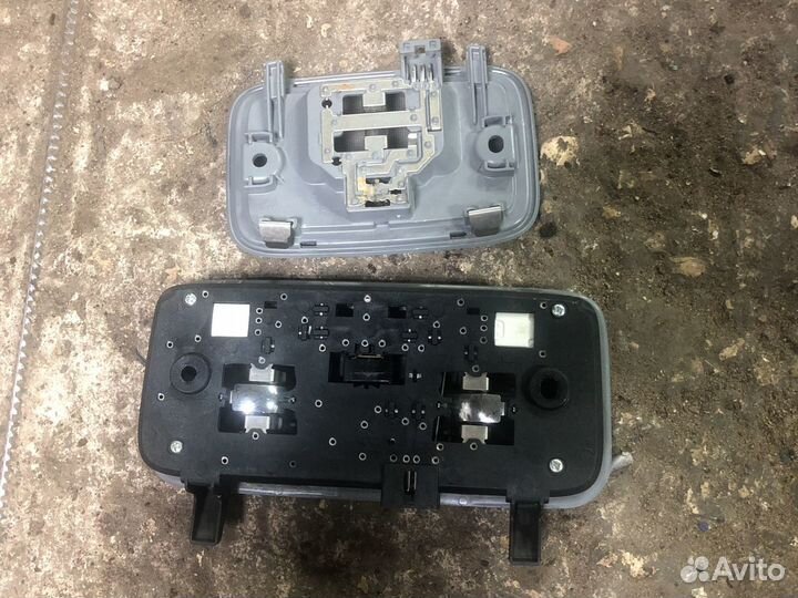 Плафон освещения Kia Rio 3