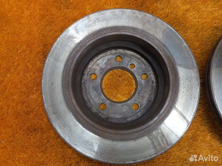 Диск тормозной задний Bmw 5-Series E39 M52B25