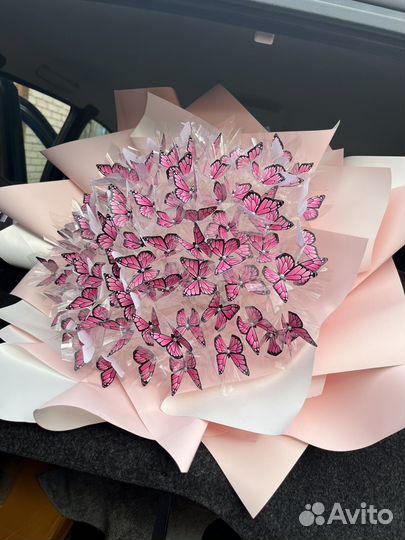 Букет с бабочками