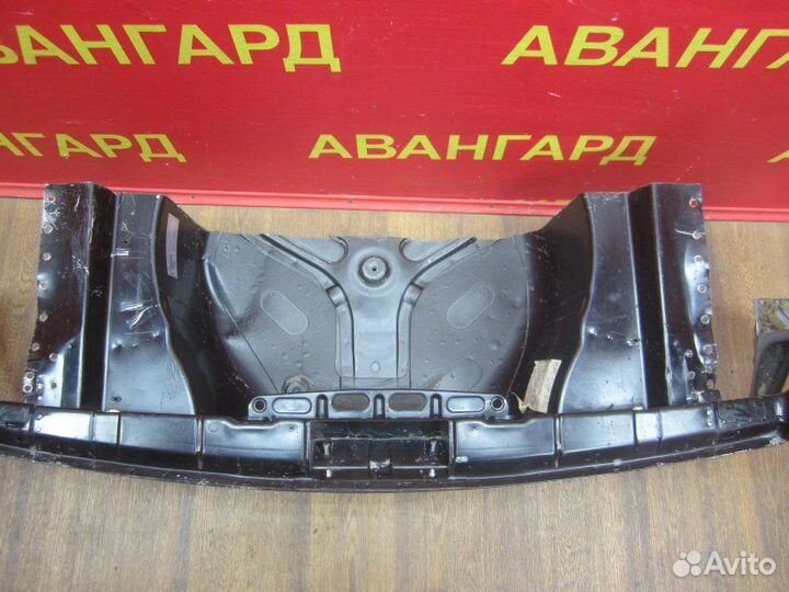 Панель задняя Audi A6 C5 ARJ 1999