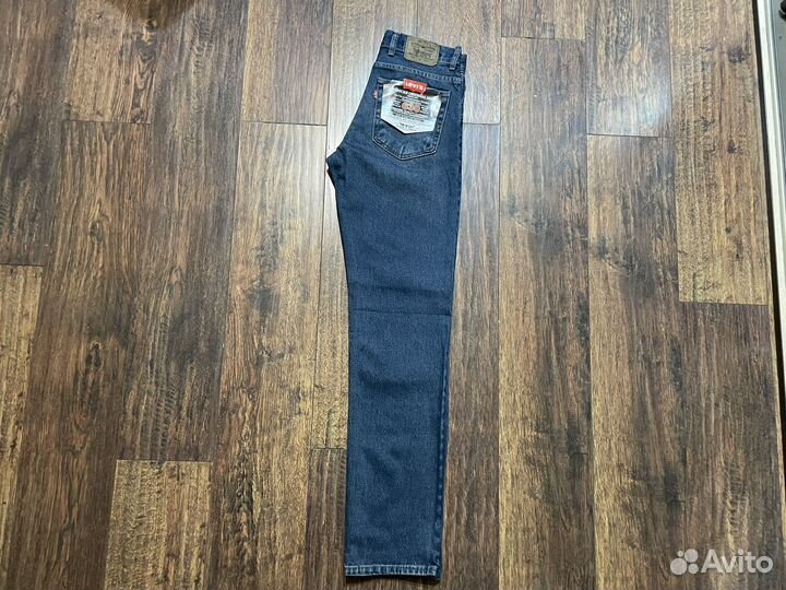 Мужские джинсы levis 630 потертые