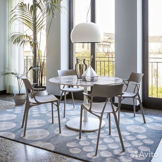 Стулья белые Kartell Италия