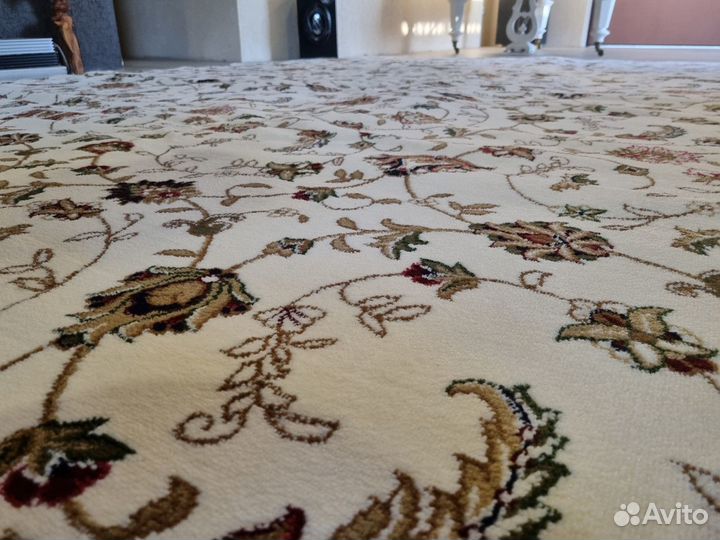 Шикарный бельгийский ковер 400 х 300 см