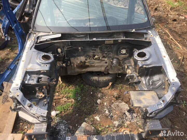 Четверть Передняя Левая Hyundai Sonata EF