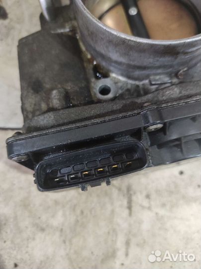 Дроссельная заслонка Lexus RX350 2203031030