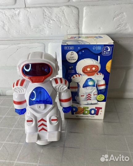 Робот музыкальный, световые и звуковые эффекты