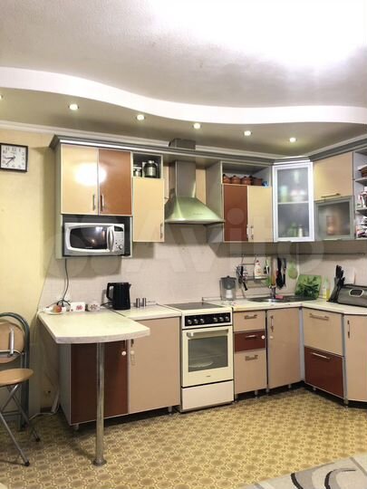 3-к. квартира, 65 м², 9/10 эт.
