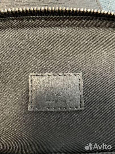 Louis Vuitton Avenue sling bag