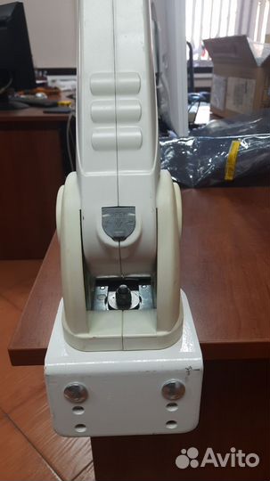 Кронштейн для монитора на стол/стену