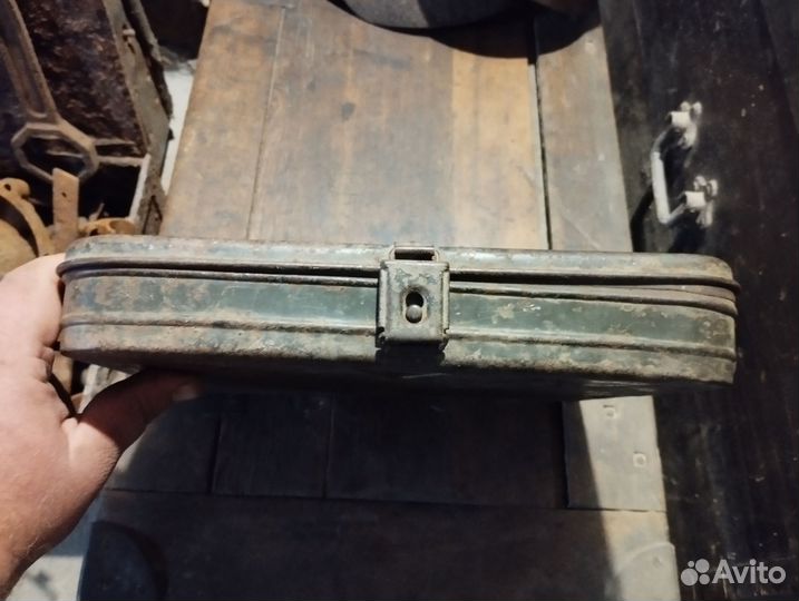 Ящик немецкий Противогаз для раненых