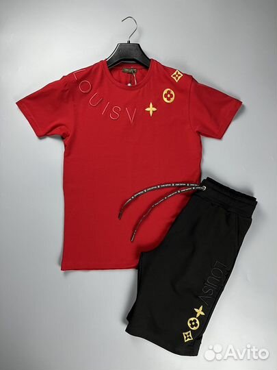 Летний спортивный костюм