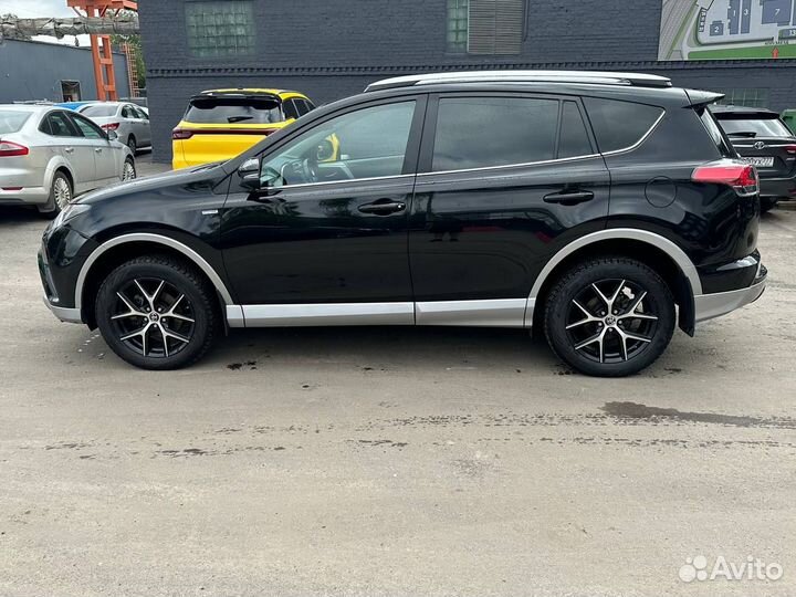 Разбор Toyota Rav4 XA40 3ZR-FE 2017