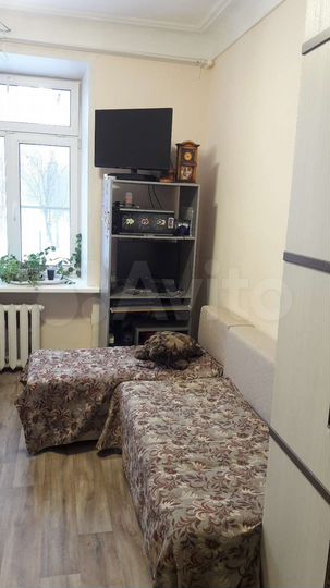 Комната 18 м² в 2-к., 2/4 эт.