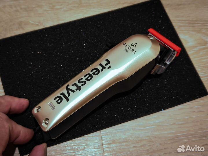 Машинка для стрижки Dewal Freestyle