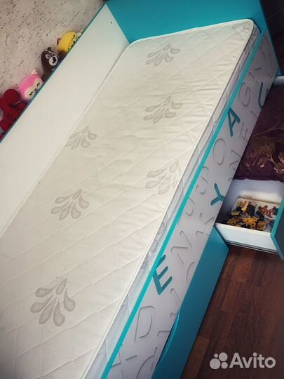 Кровать подростковая с матрасом