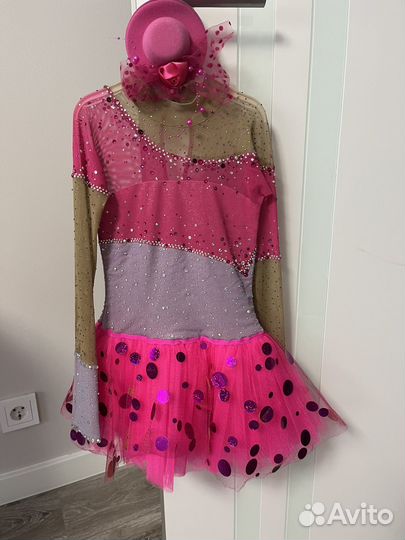 Костюм для фигурного катания