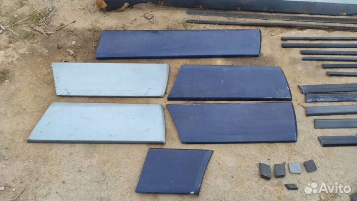 Молдинги накладки листва Mercedes w201 E190