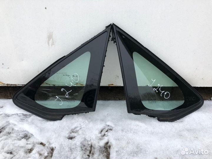 Стекло переднее кузовное Toyota Auris E15