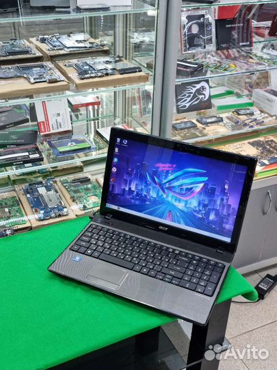 Ноутбук Acer 4-ядра/ HDD300+3GB озу
