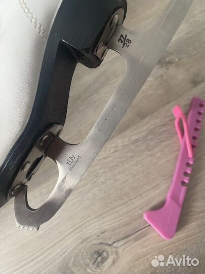 Коньки фигурные детские 28 размер