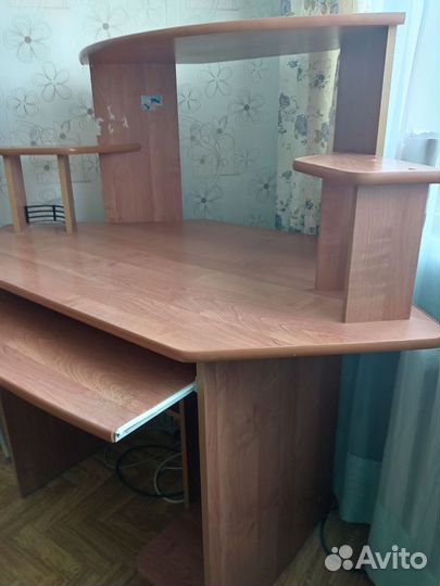 Компьютерный стол бу