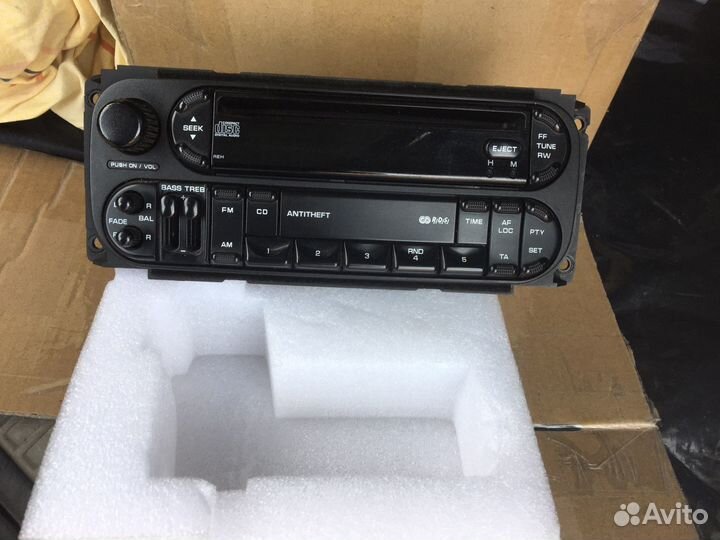 Магнитола штатная Крайслер, jeep