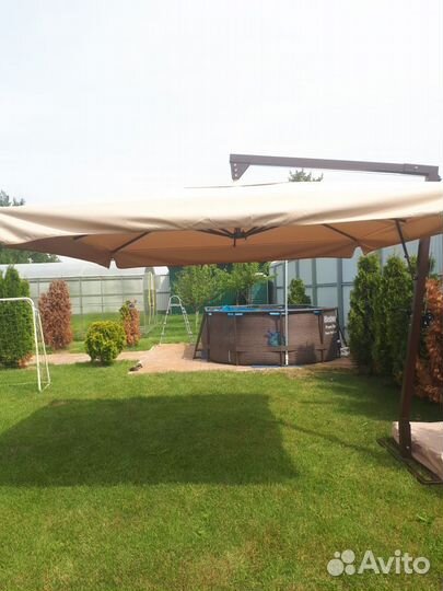 Зонт на боковой опоре 4х171