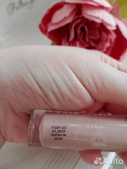 Блеск для губ и жидкие тени Vivienne Sabo