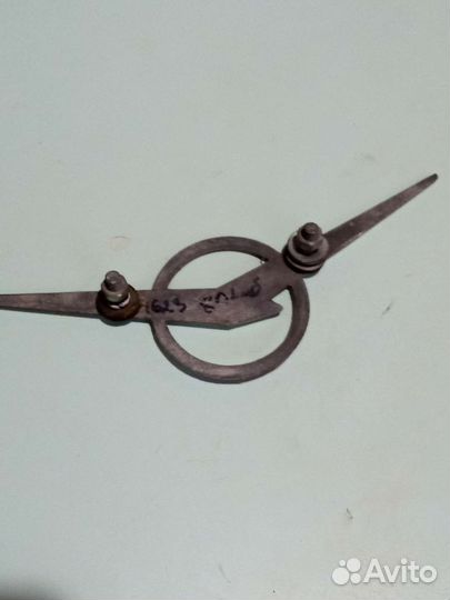 Шильда-птичка на УАЗ