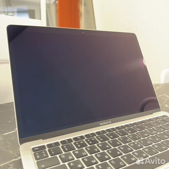 Apple MacBook Air 13 M1 (2020) 8/256gb Silver
