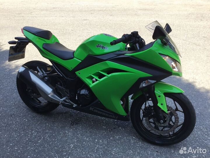 Kawasaki Ninja 300(ABS), EX 300B