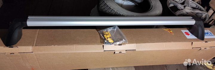 Багажник на крышу Suzuki Vitara (в штатные места)