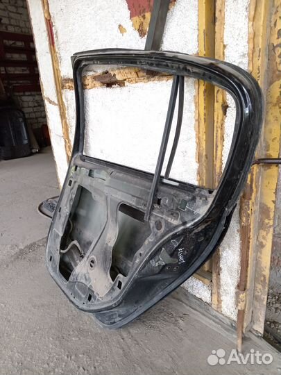 Дверь задняя левая Renault Megane 2