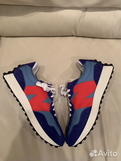 Кроссовки New Balance 327, оригинал, новые. UK 10