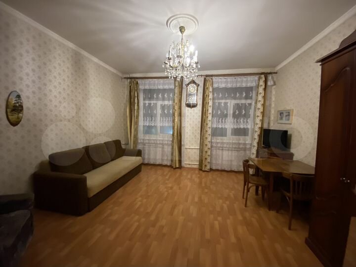 2-к. квартира, 64 м², 2/6 эт.