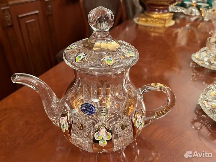 Чайный сервиз на 6 персон