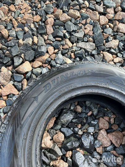 Dunlop Winter Maxx SJ8 205/70 R15 96R