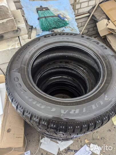 Goodyear UltraGrip 500 SUV 255/65 R17