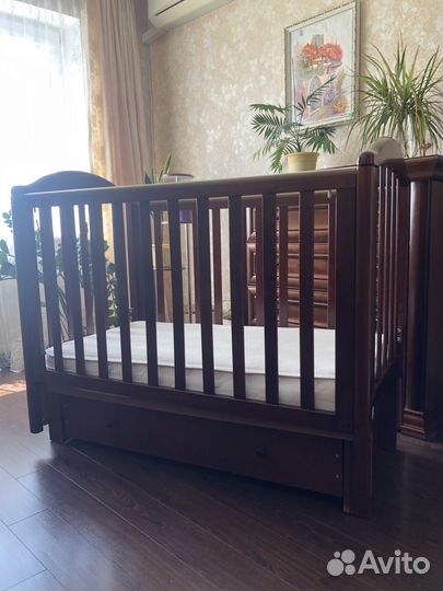 Кроватка детская