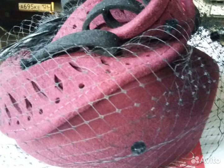 Женская шляпка с вуалью