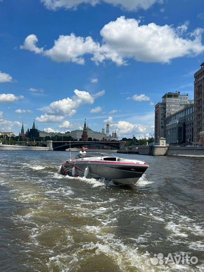 Прогулки на катере/яхте по центру Москвы
