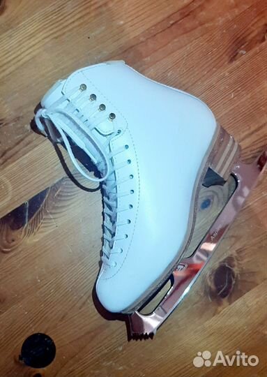Коньки Jackson Freestyle 5C 36 размер 23.6 см