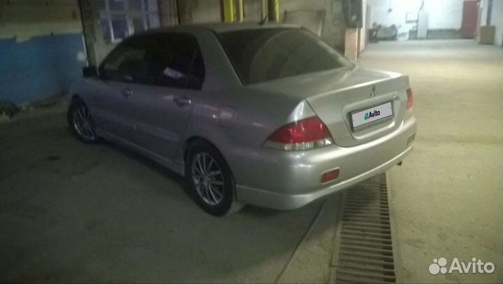 Mitsubishi Lancer 1.6 МТ, 2005, 200 000 км