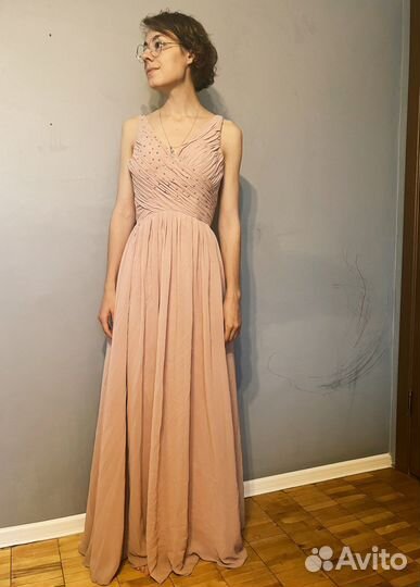 Длинное платье в пол