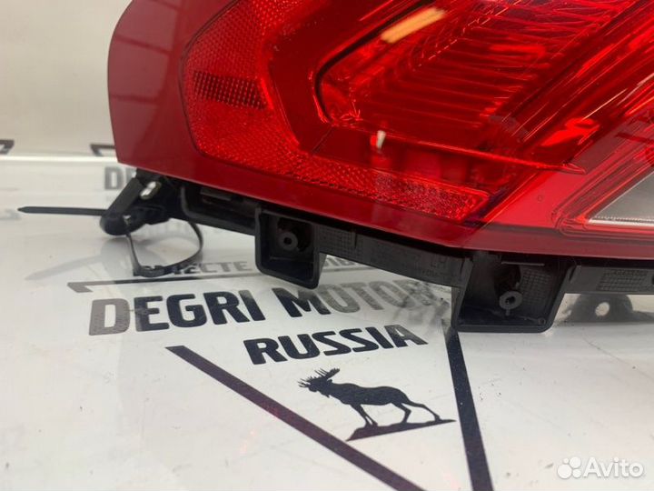 Фонарь задний левый Volvo V40 2013-2015 31395844